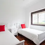 Jacaranda Apartment *