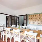 Jacaranda Apartment *